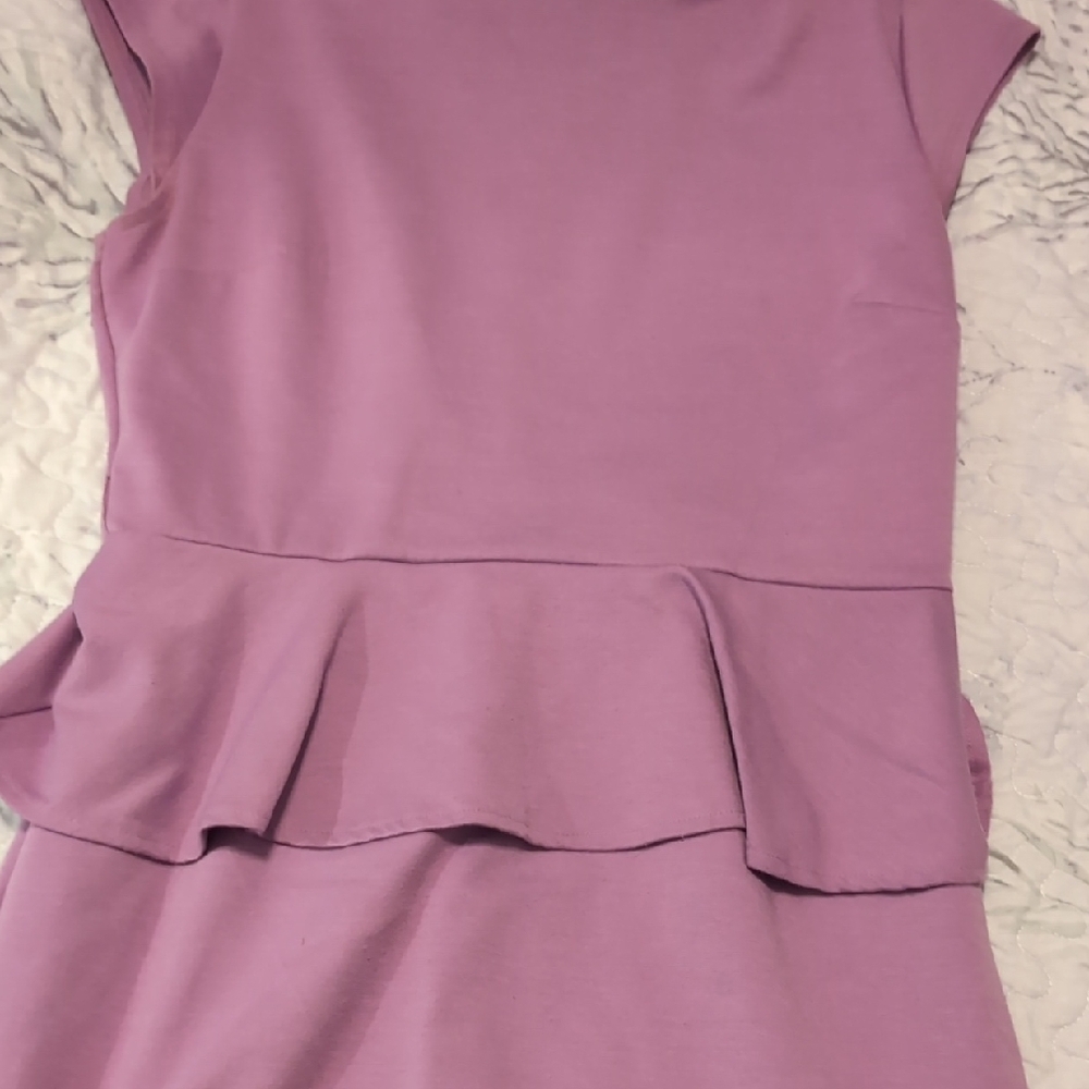 New York & Company Lavender Stretch Top